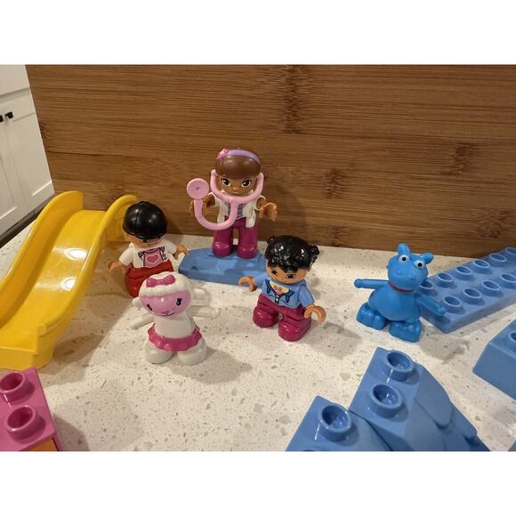 Lego Duplo Doc McStuffins Minifigure Lot Of 30 Blue Dragon Lambie Doll Picture‎ - Picture 10 of 11